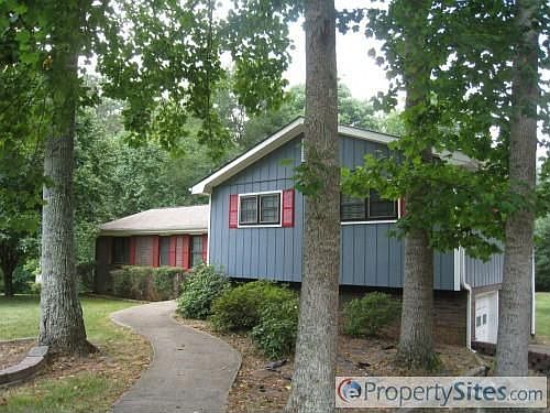 1st image of 612 Ravenwood Dr