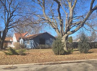 618 Daisy Ln, Round Lake Beach, IL 60073