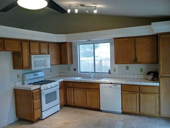 Open Kitchen