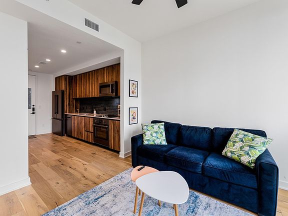 5th image of 84 East Ave Unit 3708