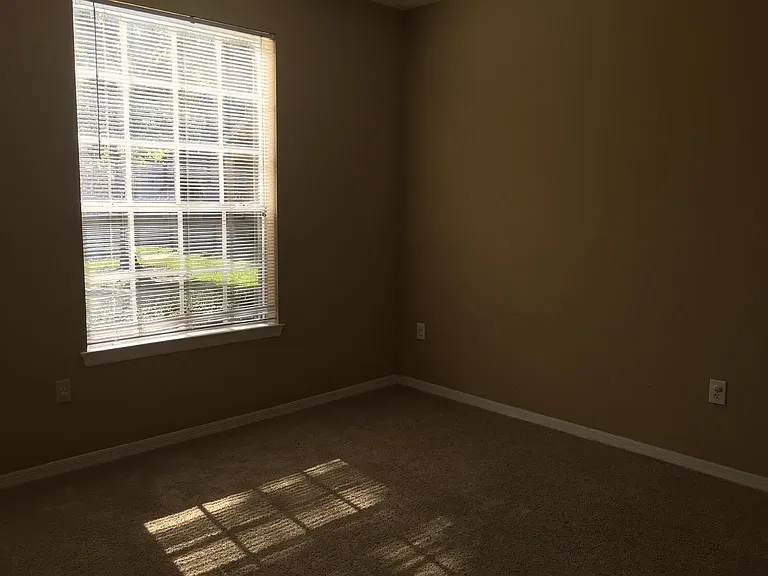 860 Grand Regency Point — Photo 10