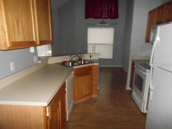 4th image of 3079 Barbados Ln