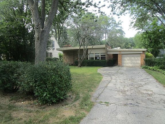 2nd image of 1655 Northland Ave