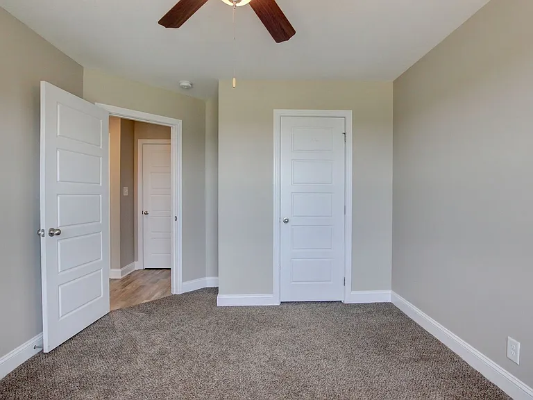 1121 Cardinal Creek Dr — Photo 54