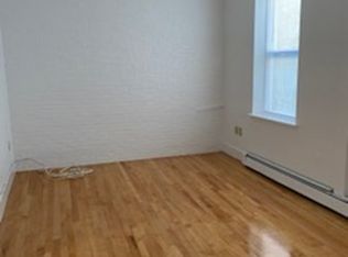33 Grove St APT 3, Boston, MA 02114
