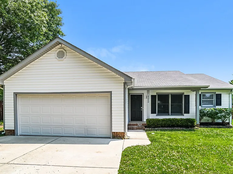 4040 Coopersdale Rd — Photo 1