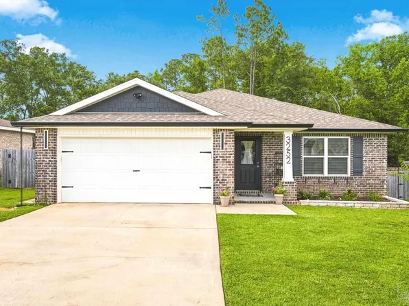 3252 Margaret Olivia Dr, Cantonment, FL 32533