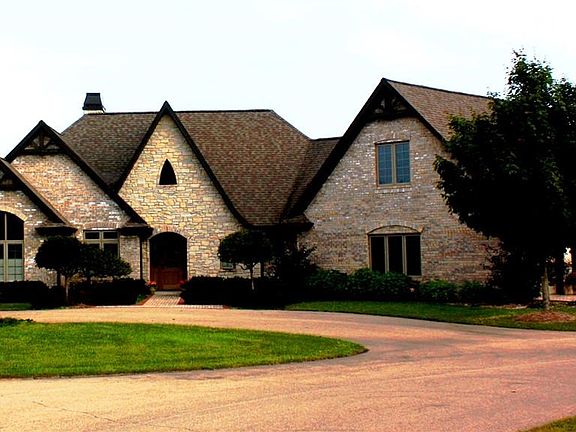 Welcome to N11778 Hill Rd Clintonville WI