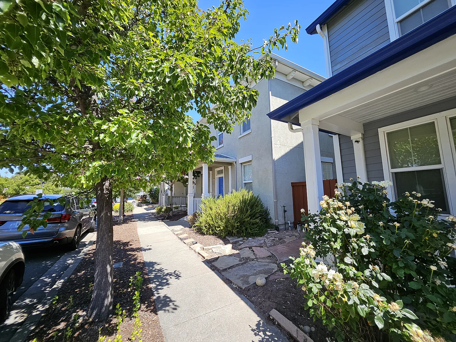4 bed, 2.5 bath, 2514 sqft, $3,990 — Photo 1