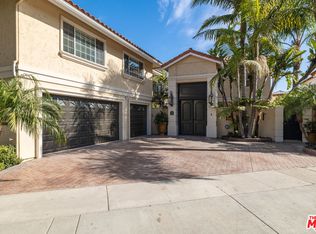 1018 Polaris Dr, Newport Beach, CA 92660