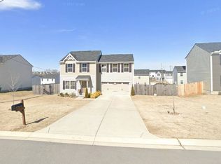 218 Nottingham Ln, La Vergne, TN 37086