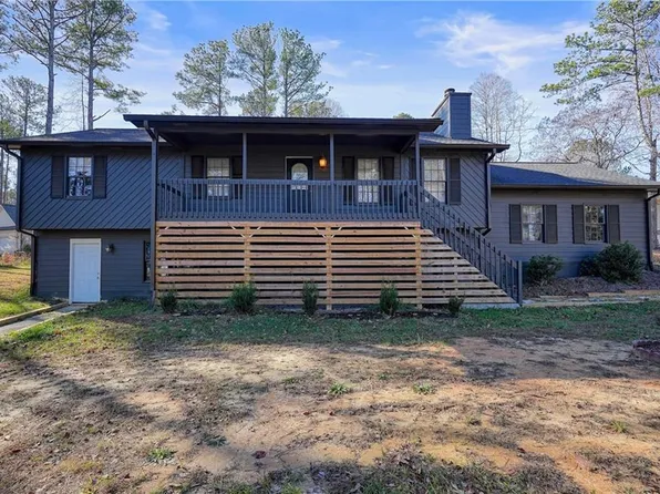 21 Forest Ct, Dallas, GA 30132