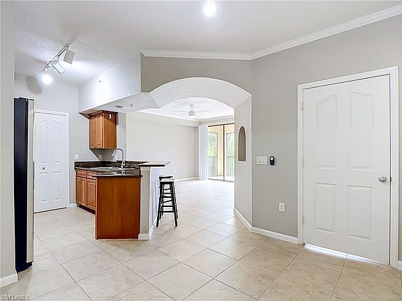 3rd image of 12936 VIOLINO LN #206