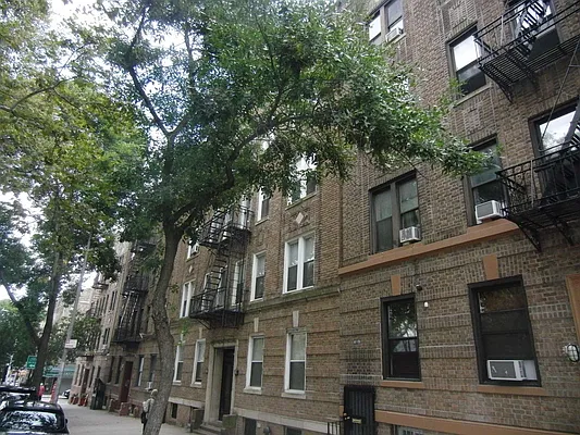 Sold by Sorensens Parkview Terrace Real Estate Inc | media 30