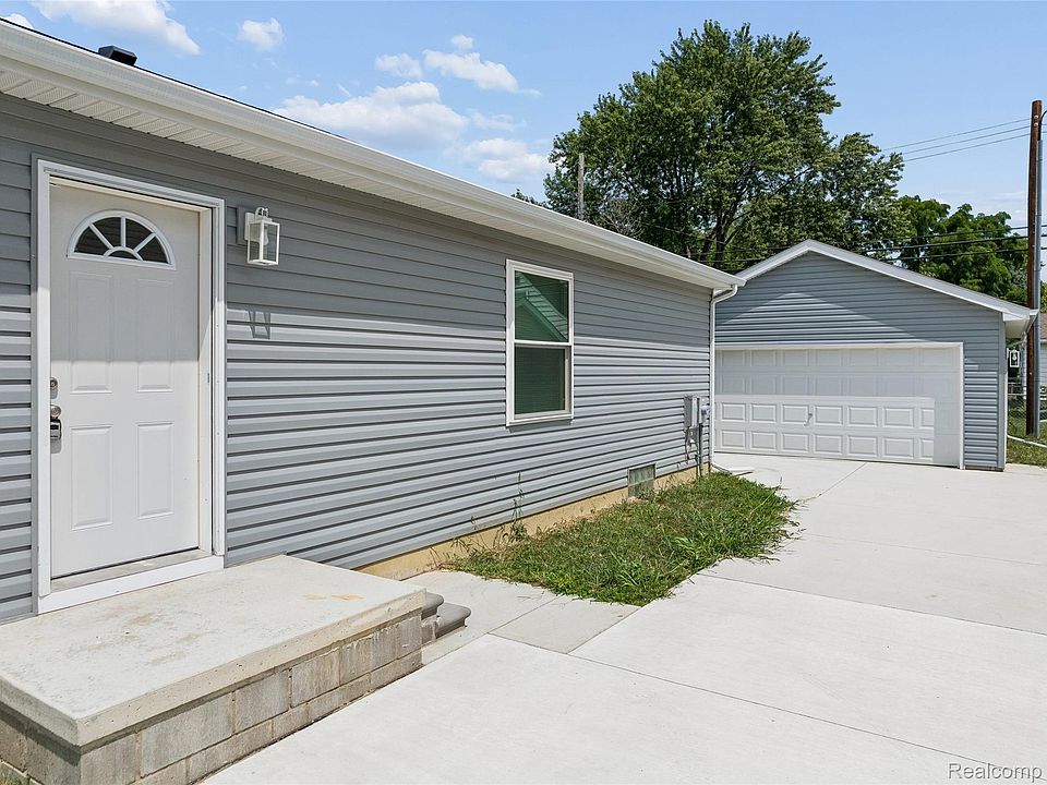 22728 Mac Arthur Blvd, photo 20