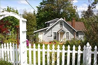 1st image of 1821 99th Ave SE