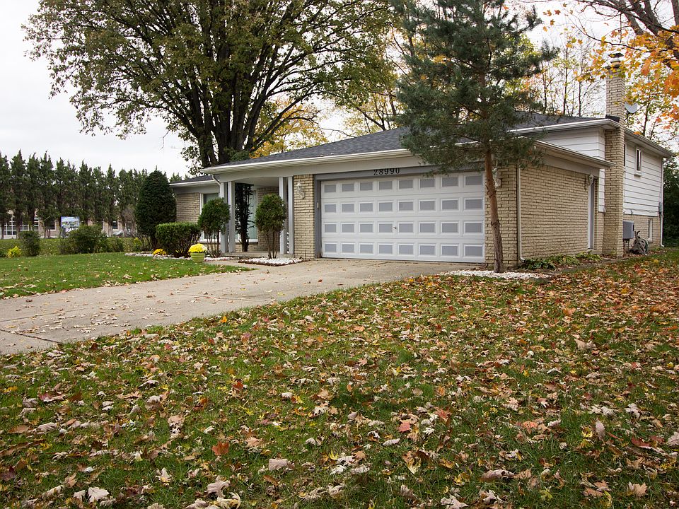 1st image of 28990 Monterey Dr