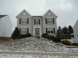 2710 Country Club Dr, Pittsburgh, PA 15205