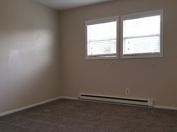 5th image of 308 Wilshire Dr APT 3