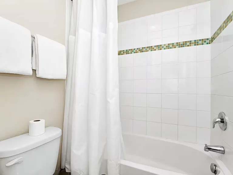 4139 Oaktree Dr — Photo 25