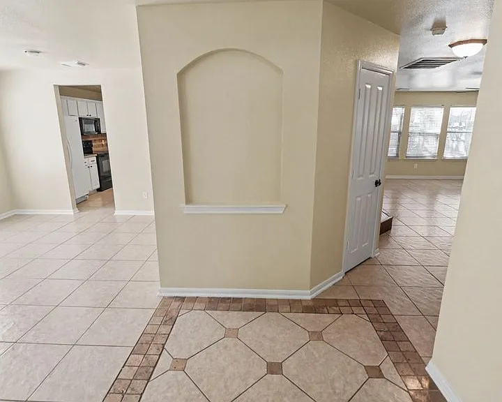 194 Laceleaf Ln — Photo 7