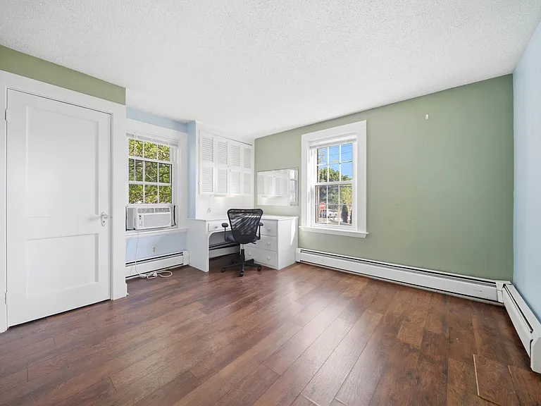 7 Wilson Ave — Photo 18