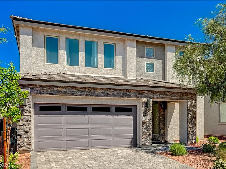 630 Great River Ave — Photo 4