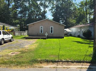 832 13th St, Virginia Beach, VA 23451