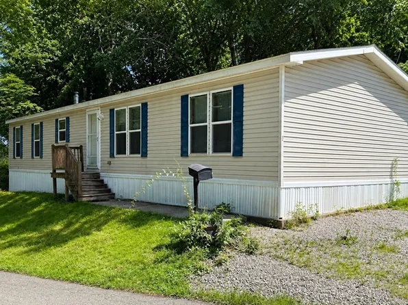 1 Breezy Bnd, Auburn, MA 01501