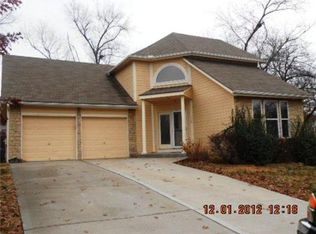 406 NE 54th Ter, Kansas City, MO 64118