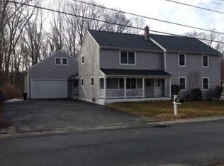 136 Roland St, Cumberland, RI 02864