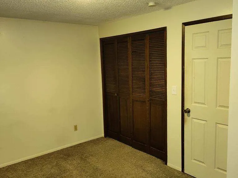 413 W Holland Ave #1 — Photo 5