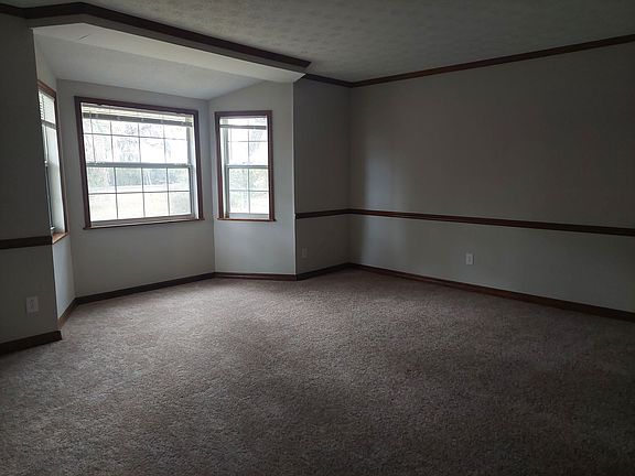 2nd image of 485 Lake Asbury Dr