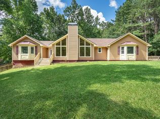 495 Paynes Lake Rd, Carrollton, GA 30116