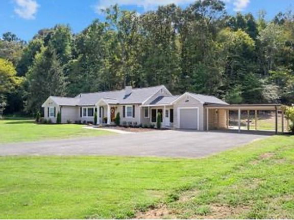 3rd image of 4622 Rockmart Rd SE