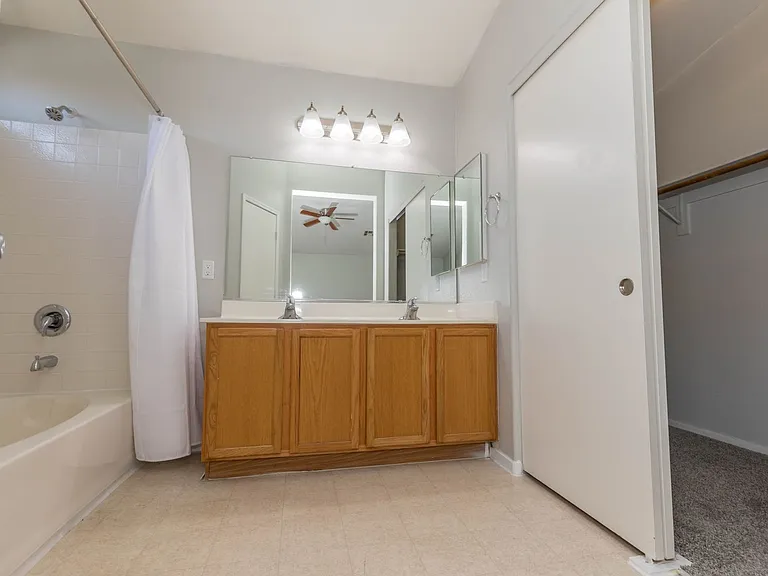 4515 Grotto Ct — Photo 18