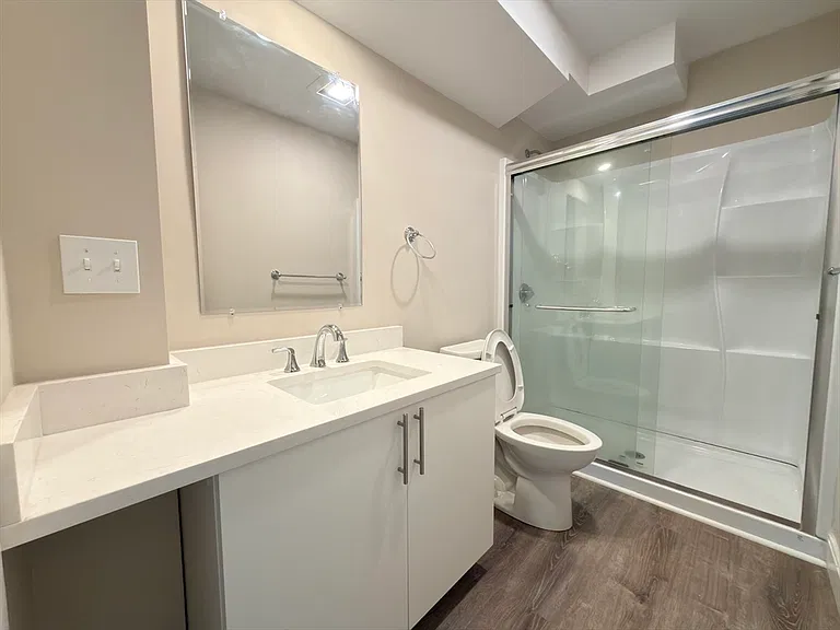 4 Glade St #2 — Photo 18