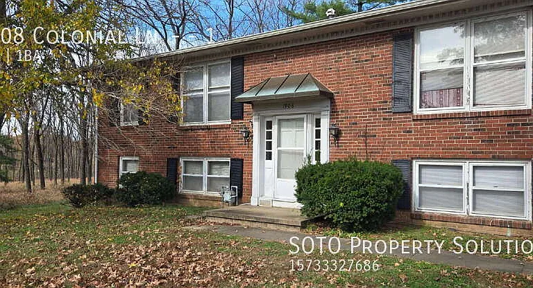 1908 Colonial Ln #1 — Photo 1