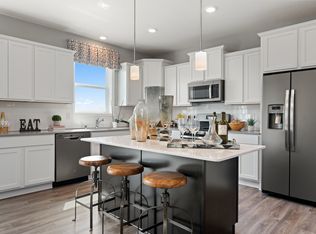 1924 Arbor Ln, Carver, MN 55315