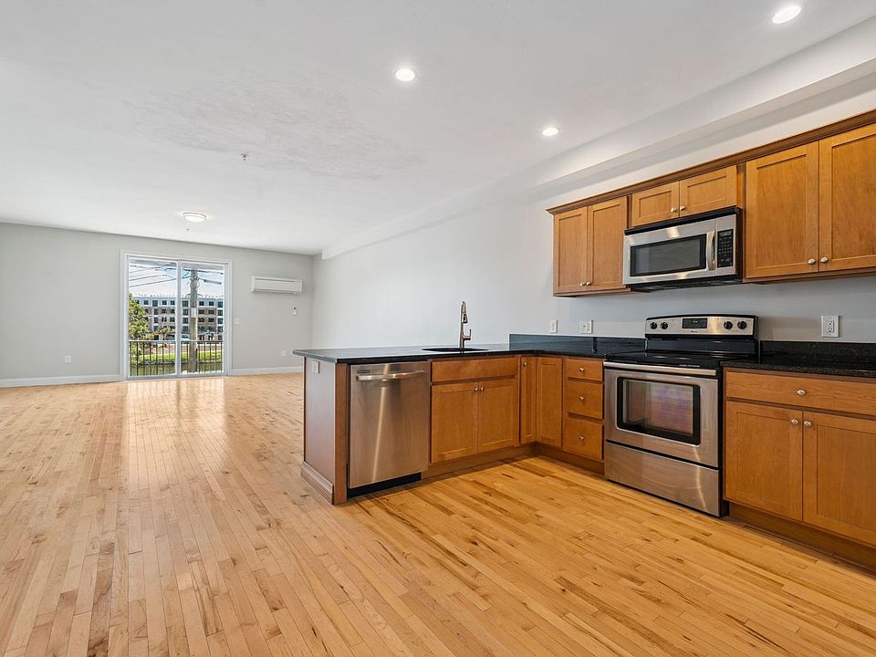 1st image of 44 Portland Ave APT 201