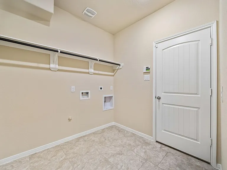 13935 Carncross Ct — Photo 27