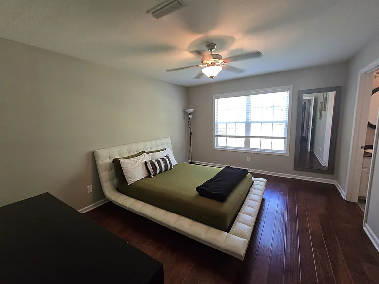 304 Jasmine Cir — Photo 16