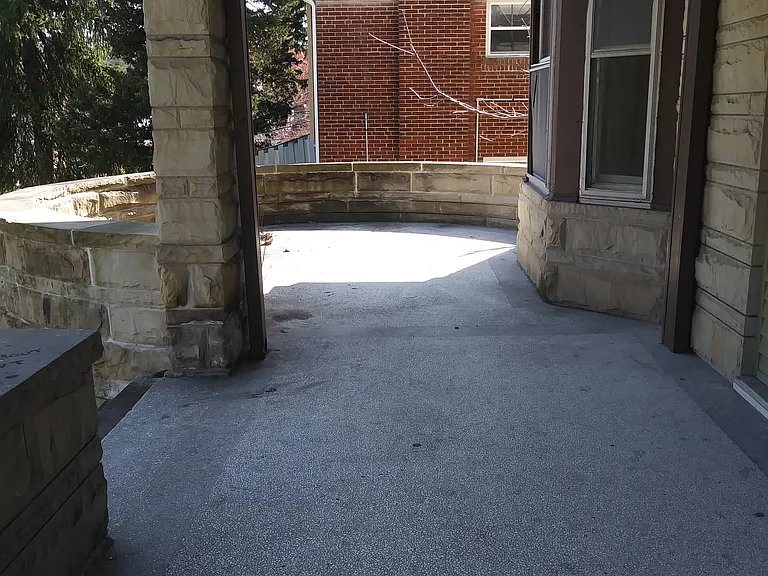 2246 Burnet Ave #4 — Photo 2