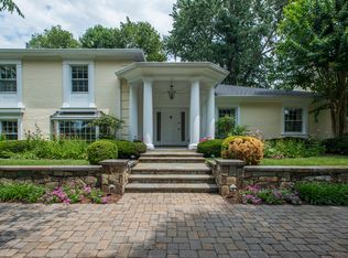 7701 Arrowood Ct, Bethesda, MD 20817