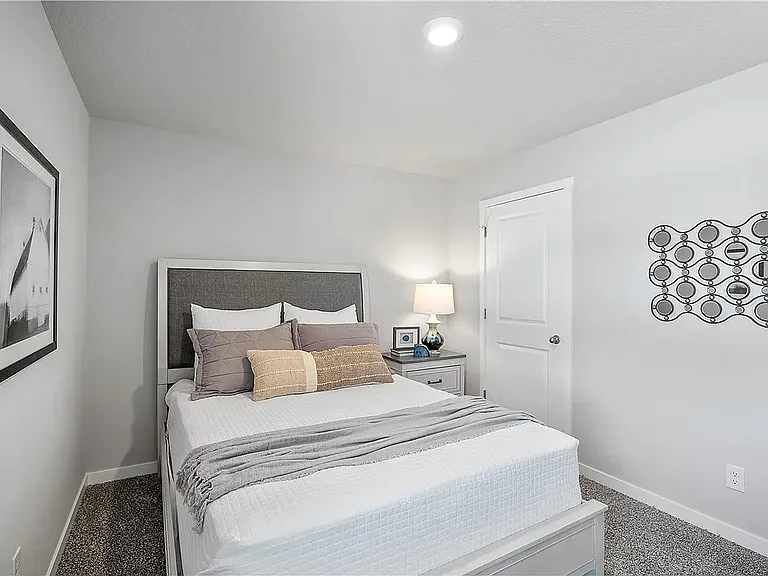 305 Juniper Dr — Photo 9