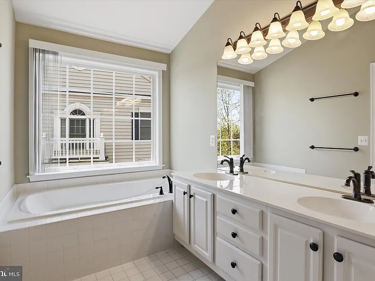 12872 Fair Valley Ct — Photo 12