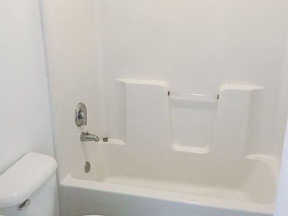 4th image of 1022 N Damen Ave #10