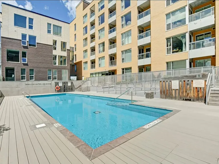 300C Lett St #422 — Photo 22