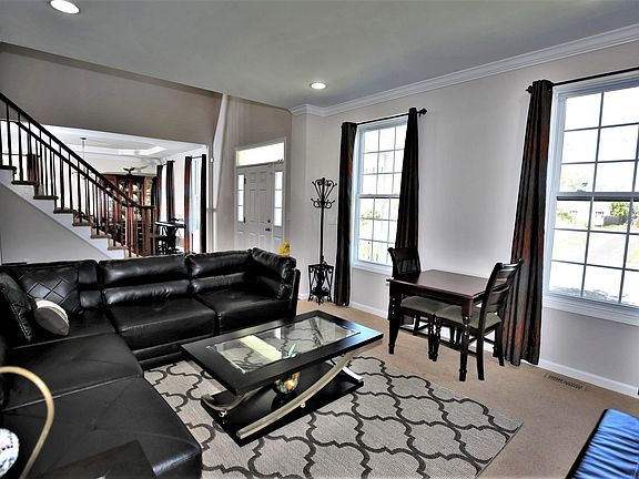 3rd image of 112 Atsion Way