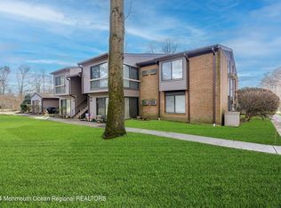 148 Lexington Ct #E, Red Bank, NJ 07701